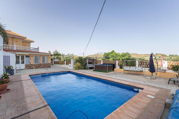 GR3877 - Caniles - chalet independiente de 4 dormitorios con piscina photo 0