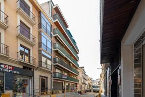 Piso En venta en Centro, Granada photo 0