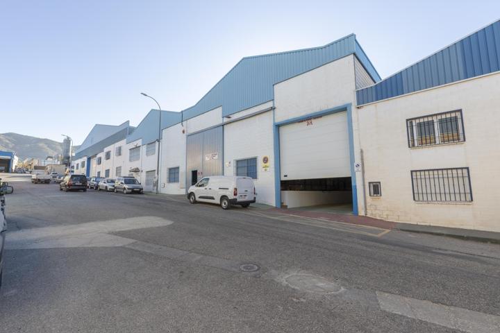 NAVE INDUSTRIAL EN VENTA photo 0