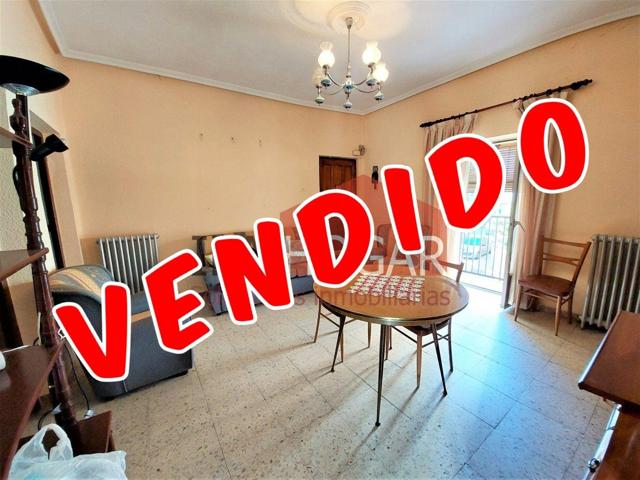 VIVIENDA EN ARÉVALO (05200) CON UN PATIO DE 100 MT photo 0