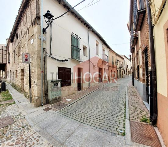 VIVIENDA EN LA PLAZA DE LA VILLA IDEAL PARA INVERSORES (05200) photo 0