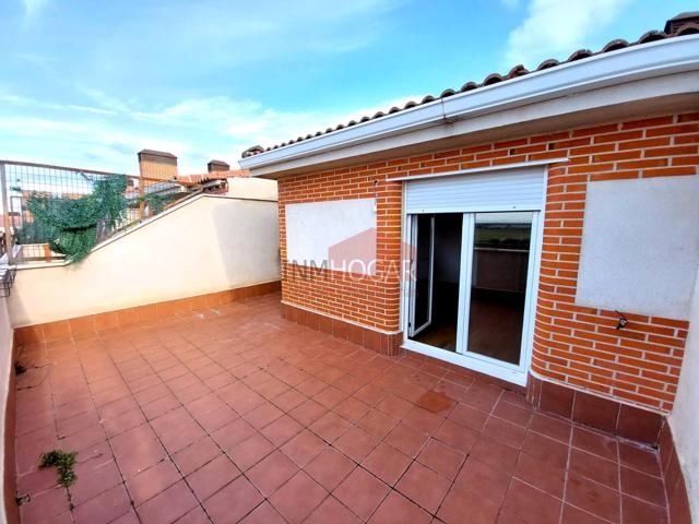 INMHOGAR VENDE DUPLEX CON TERRAZA EN ARÉVALO, 05200 photo 0