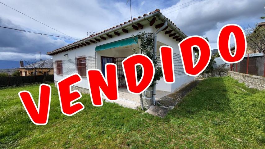 CHALET EN BARRACO EN PARCELA DE 400 MT. photo 0