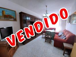 VIVIENDA EN LA PLANTA BAJA DE LA PLAZA DE SAN NICOLÁS (ÁVILA) 05002 photo 0