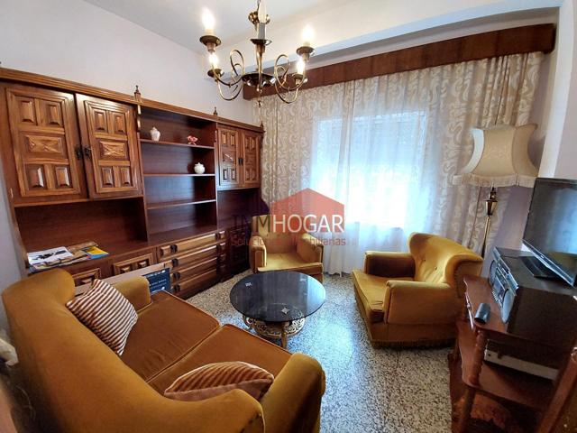 ¡Exclusiva vivienda de gran amplitud en el Paseo de San Roque, Ávila! photo 0
