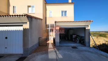 CHALET EN VENTA EN BERROCALEJO DE ARAGONA photo 0