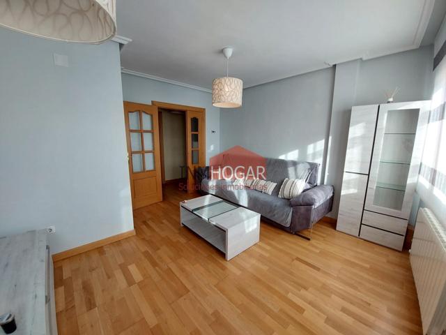 AMPLÍSIMO PISO EN EL CORAZÓN DE ARÉVALO 05200 photo 0