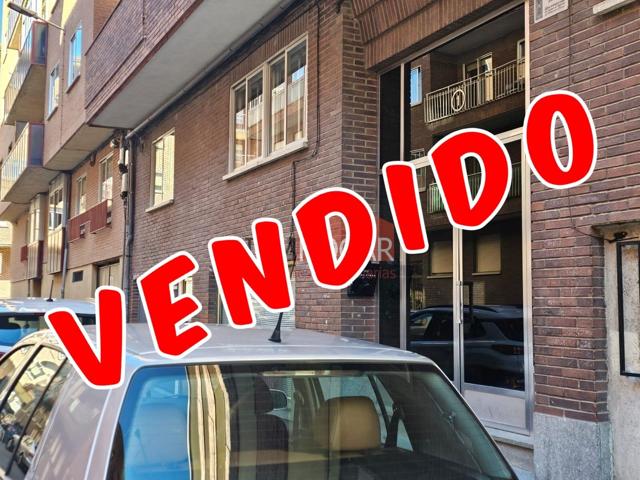 AMPLIA VIVIENDA EN LA ZONA DE LA TOLEDANA, ÁVILA, 05003 photo 0