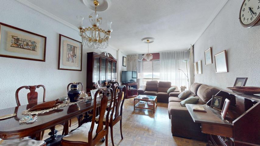 Piso En venta en Arturo Eyres - La Rubia, Valladolid photo 0