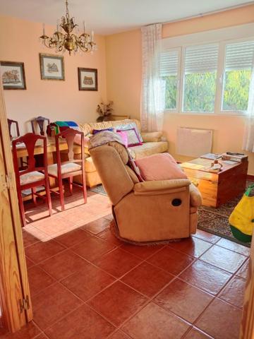 VENTA DE CASA - CHALET EN MATAPOZUELOS photo 0