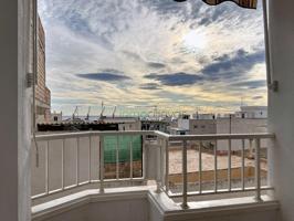 Piso Luminoso con Vistas al Mar en Garrucha photo 0