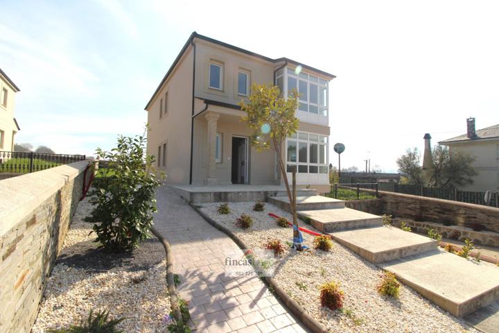 CHALETS DE OBRA NUEVA AL LADO DE LUGO photo 0