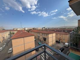 Piso en venta en Zona San Bernardo photo 0