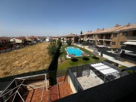 Chalet en venta en Cabrerizos photo 0