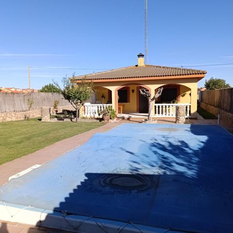 PRECIOSO CHALET INDIVIDUAL CON PISCINA PRIVADA photo 0