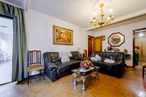 Precioso piso a la venta en la mejor zona de Moratalaz photo 0