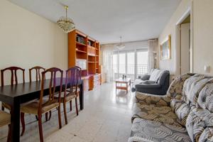 PISO CON AMPLIAS ESTANCIAS photo 0