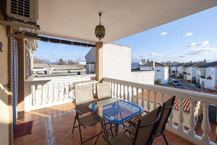 🏡 ¡Espectacular chalet independiente en Santa Fe – Vega de Granada! photo 0