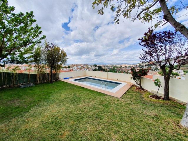 CHALET CON VISTAS IMPRESIONANTES EN EL SERRALLO photo 0