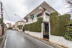 Chalet en Huetor Vega. photo 0