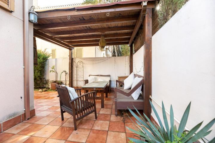 SALE A LA VENTA UNA FANTASTICA VIVIENDA UNIFAMILIAR PAREADA photo 0
