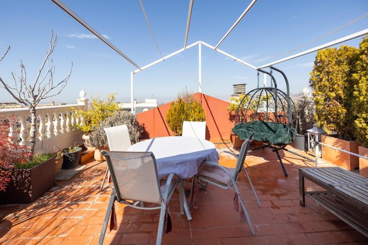 Espectacular ático en La Zubia, con amplia terraza y vistas panorámicas 360º photo 0