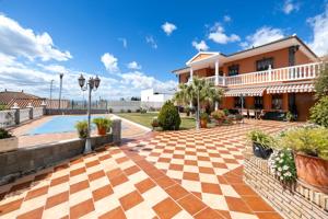 🏡 ESPECTACULAR CASA INDEPENDIENTE EN ATARFE CON PISCINA 🏡 photo 0