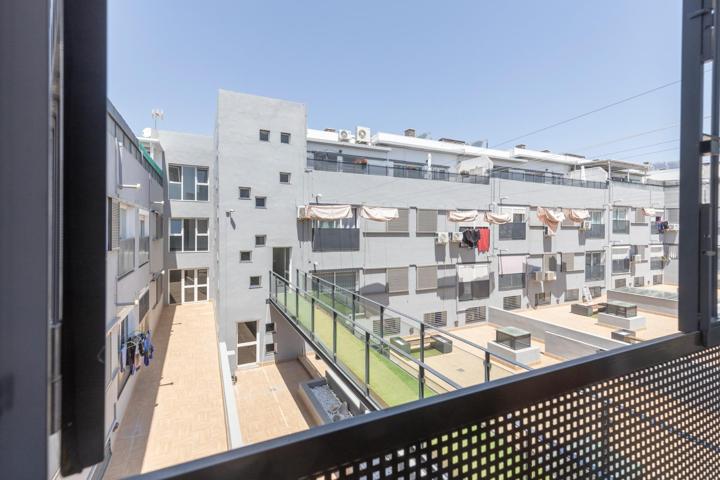 Fantástico Ático dúplex en Albolote con terraza privada photo 0