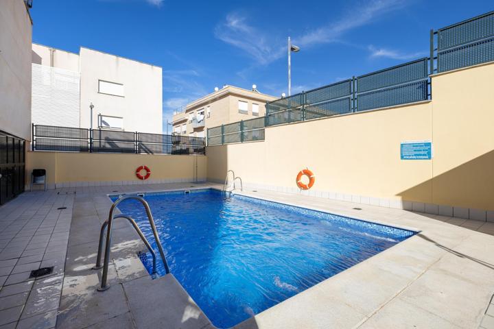 Oportunidad en Las Gabias ; Vivienda lista para entrar a vivir. photo 0