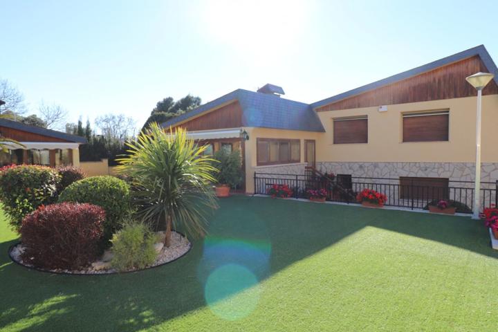 Impresionante chalet de lujo en Salinetas. photo 0