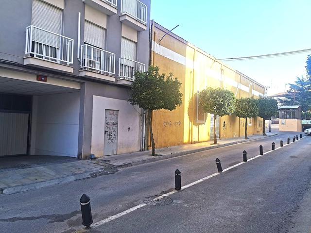 Plaza de garaje en 2º planta amplia y cómoda para maniobrar photo 0
