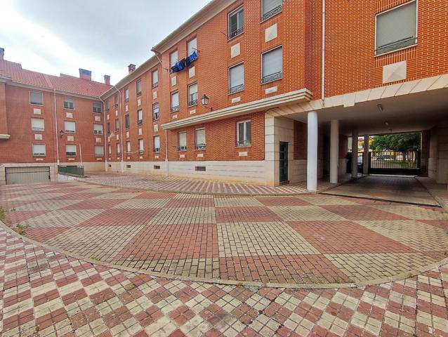 Plaza de garaje y trastero de 10 m2 photo 0