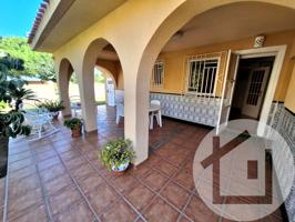 Chalet en El Carmolí a 250 m de la playa con gran parcela y solarium photo 0