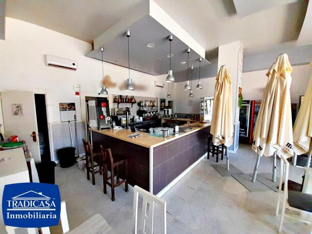ZONA NORTE, TRASPASO DE BAR CAFETERÍA, CON LICENCIA DE COCINA Y VELADORES photo 0