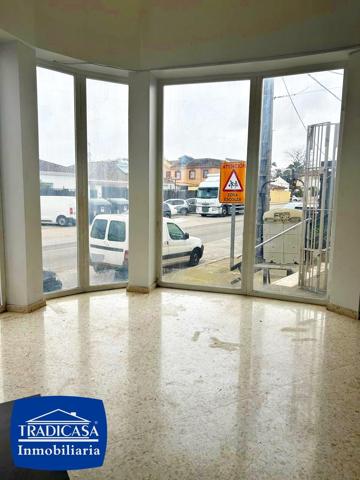 🔹 ¡OPORTUNIDAD! LOCAL COMERCIAL EN ALQUILER – PASEO DE LAS DELICIAS 🔹 photo 0