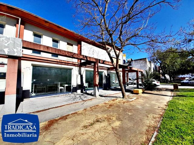 📍 ¡LOCAL COMERCIAL EN ALQUILER! UBICACIÓN ESTRATÉGICA EN ESQUINA – 220 m² EN DOS PLANTAS + TERRAZA photo 0