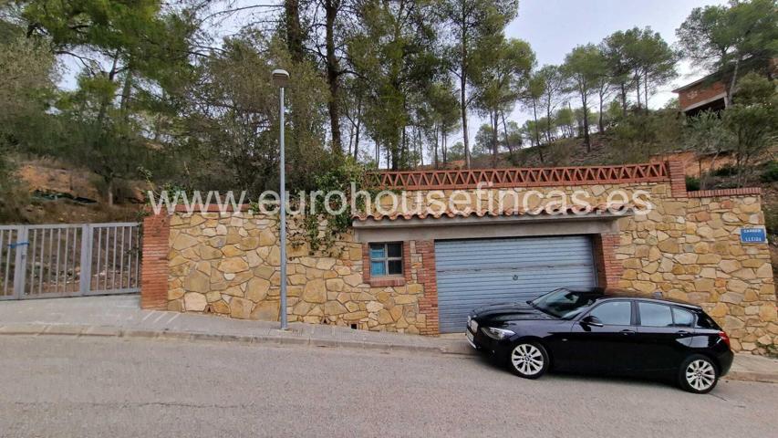 Terreno en Cabrera D`Anoia de 1331m². photo 0