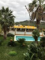 Exclusiva casa independiente de 397 m2 con piscina privada y jardín, ubicada en una de las zonas más demandadas. photo 0