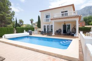 Casa En venta en Puerto, Denia photo 0