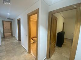 Grupo la Noria Alquila piso en Calle Octavio Cuartero. 3 dormitorios, 2 baños, Plaza de Garaje incluido en precio. photo 0