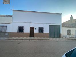 Grupo la Noria VENDE casa reformada en Santa Ana ( 15 Km de Albacete) amplio patio. photo 0
