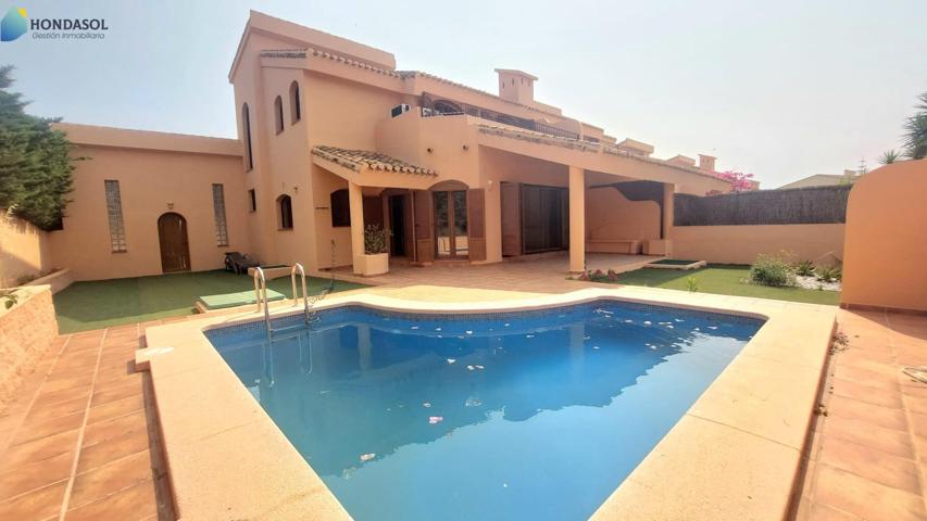Chalet de lujo en El Coto (La Manga Club) – 3 dormitorios, piscina privada y jardines espectaculares photo 0