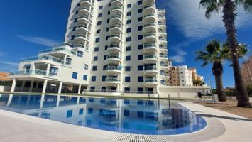 Se vende Elegante Apartamento de 2 dormts, 2 baños en La Manga del Mar Menor - ZOCO photo 0