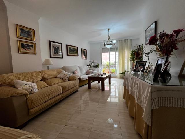 Vivienda con plaza de garaje en Plaza Mayor, lista para entrar a vivir! photo 0