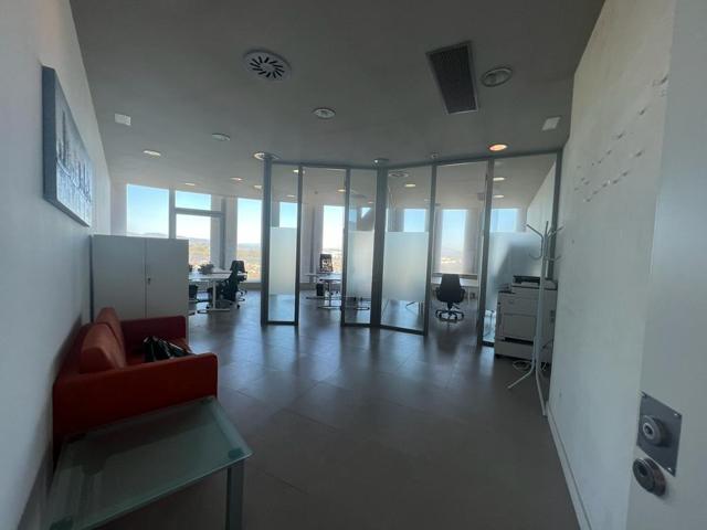 OFICINA EN TORRES DE HERCULES photo 0