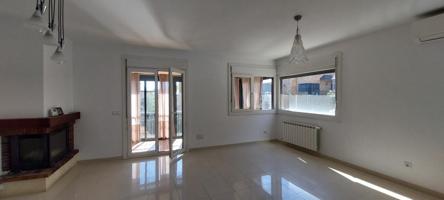 Venta de Chalet pareado en Mataelpino photo 0