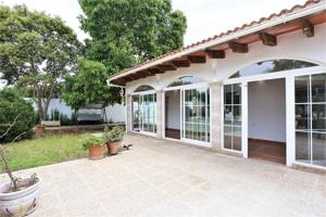 VIVIENDA UNIFAMILIAR JUNTO AL PUEBLO DE SANTA MARIA DEL CAMI photo 0