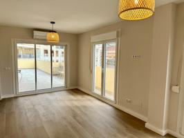 ¿Buscas la exclusividad de vivir en un ático con terraza privada? photo 0