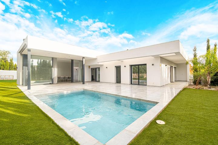 ✨ ELEGANCIA Y  CONFORT EN CADA RINCÓN – CHALET  EN  ENTORNO NATURAL photo 0