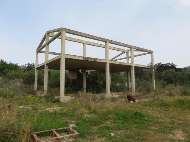 Finca rústica en Bunyola con vivienda en construcción photo 0